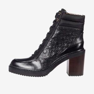 🔥NWOT🔥 Louise et Cie Vamba Black Geometric Quilted Leather Platform Boots W6.5